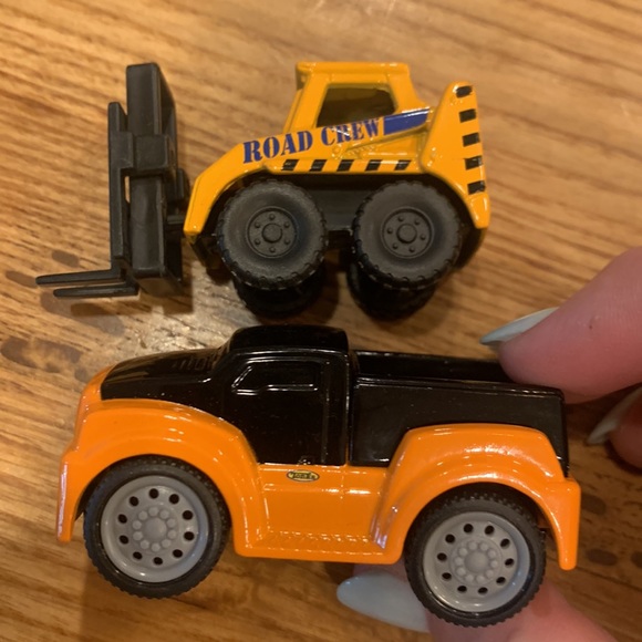 Miscellaneous die, cast car lot - Picture 8 of 10